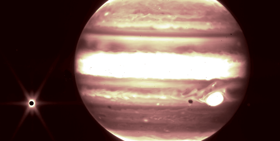 Телескоп Джеймса Уэбба прислал фото Юпитера